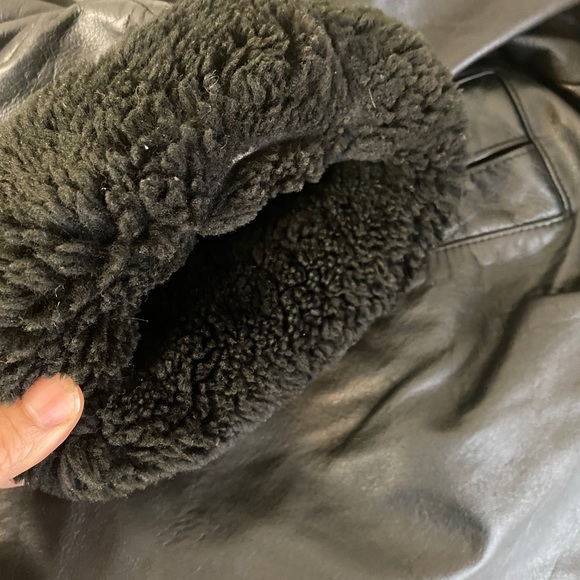 Black Real Leather with True Shearling - Picture 8 of 8